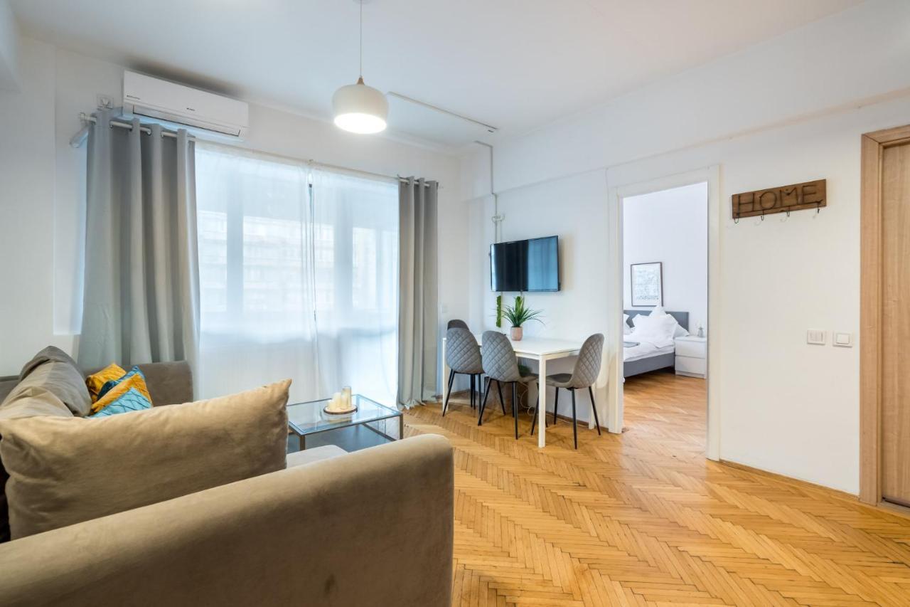 Aonia 2bdr - P-ta Romana View Apartament