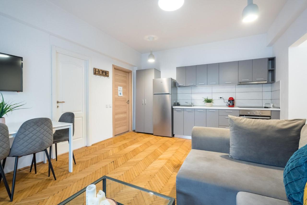 Aonia 2bdr - P-ta Romana View Appartamento Bucarest