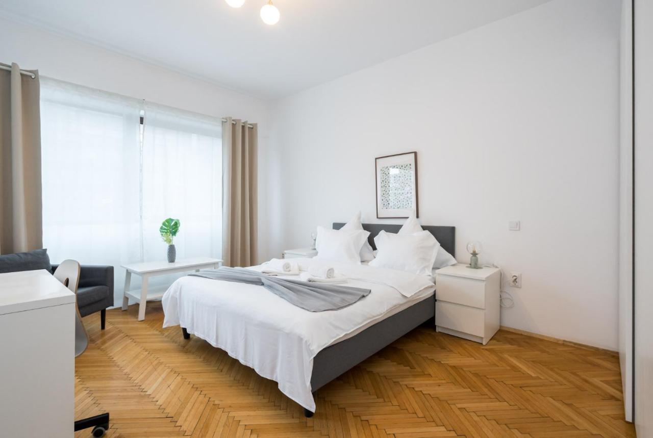 Appartamento Aonia 2bdr - P-ta Romana View *